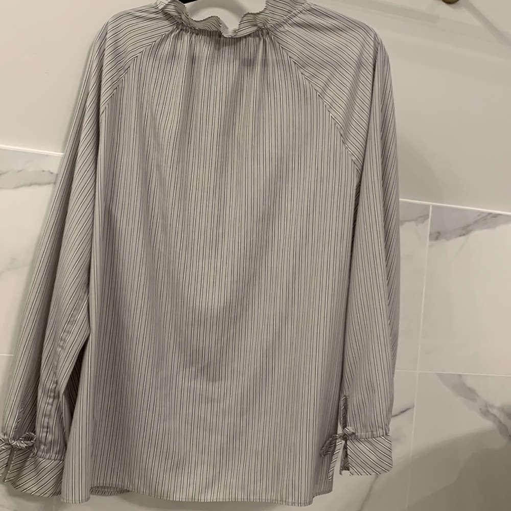 Banana Republic striped blouse - Picture 6 of 8